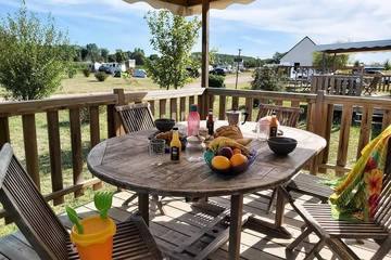 Camping pour 2 Personnes dans Bréhémont, Région de Chinon, Photo 2