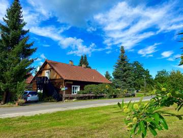 Ferienwohnung für 5 Personen, mit Garten und Terrasse sowie Sauna, kinderfreundlich in Byhleguhre-Byhlen