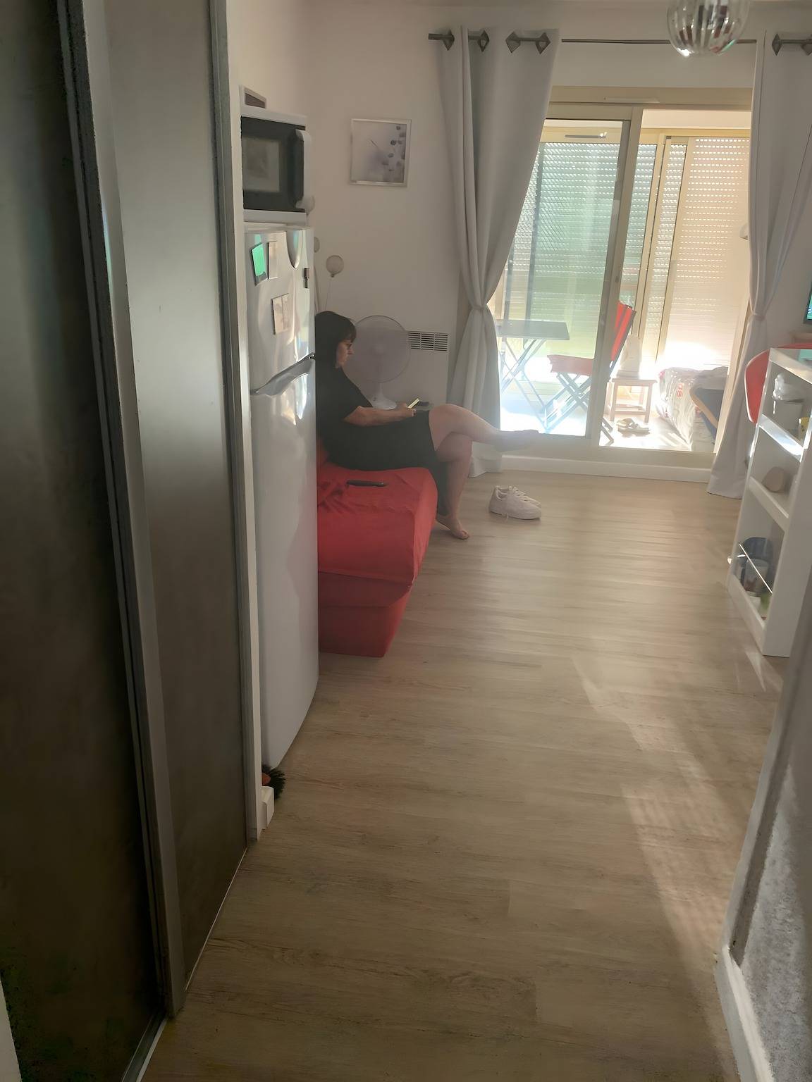 Ganze Wohnung, T2-Apartment in begrüntem Wohnkomplex mit Gemeinschaftspool und Garten in La Coudoulière, Six-Fours les Plages