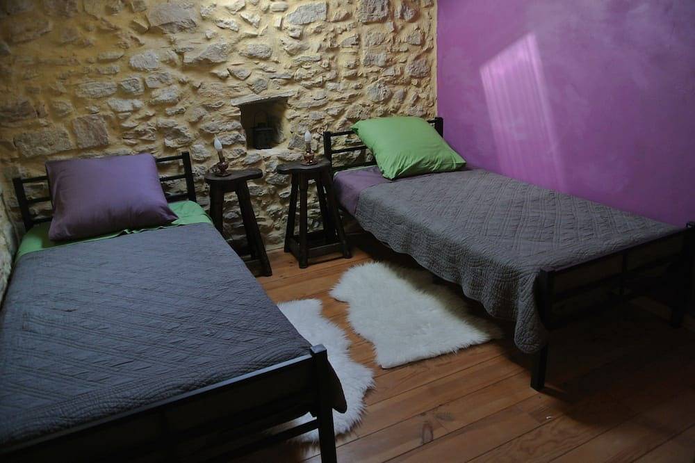 Mittelalterliche Hütte \"Pastourelle\" Mas im Xviii in Bollène, Vaucluse