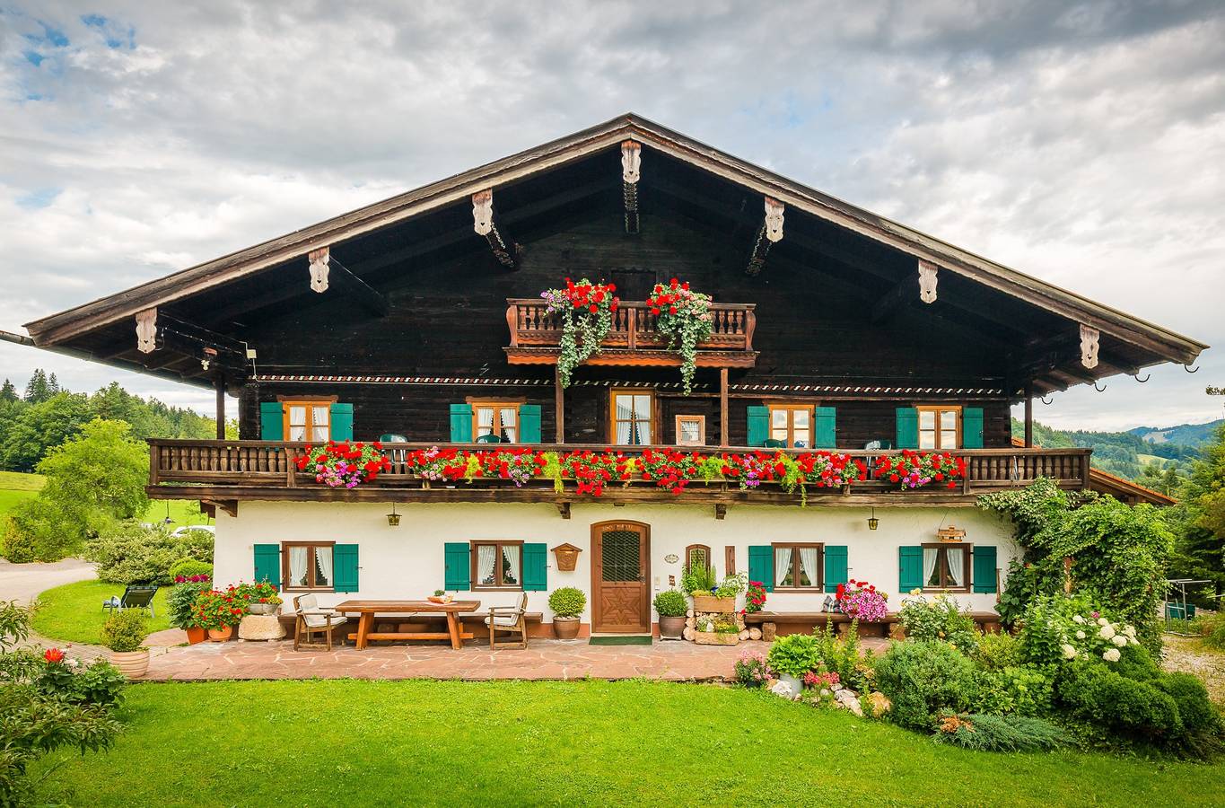 Ganze Ferienwohnung, Stockinger Hof inkl. Chiemgaukarte - Ferienwohnung Rauschberg 35 qm, Balk., Kochnische, 1 Schlafz., 1 Wohnschlafz. in Ruhpolding, Bayerische Alpen