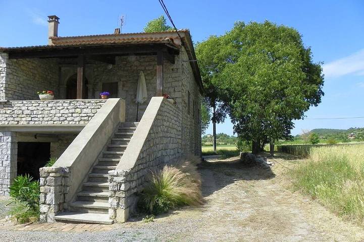 Location de vacances pour 4 personnes, avec balcon à Beaulieu (Largentière)