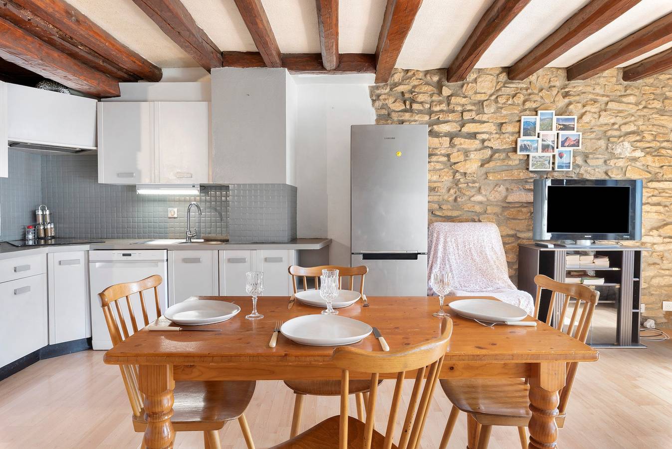 Appartement entier, Appartement de caractère au centre avec vue sur la montagne in Villard-de-Lans, Parc naturel régional du Vercors