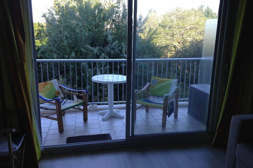 Appartement entier, La Baule Plage Benoît : Grand studio, calme, 150 m de la plage, terrasse in La Baule-Escoublac, Côte d'Amour