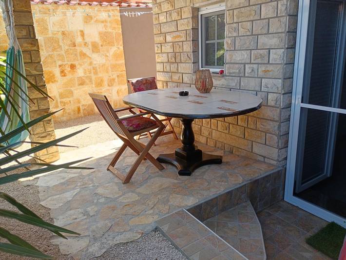 Apartament wakacyjny dla 2 osób, z ogród, zwierzęta dozwolone w Biograd na Moru