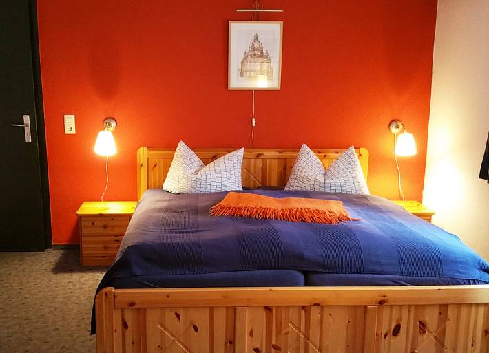 Entire holiday apartment, Ferienwohnung Kretzschmar - Holiday apartment in Dresden-Neustadt, Dresden
