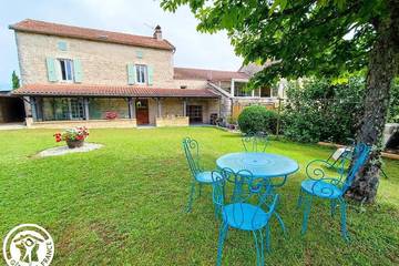 Gîte pour 6 personnes, avec jardin dans Bellefont-La Rauze