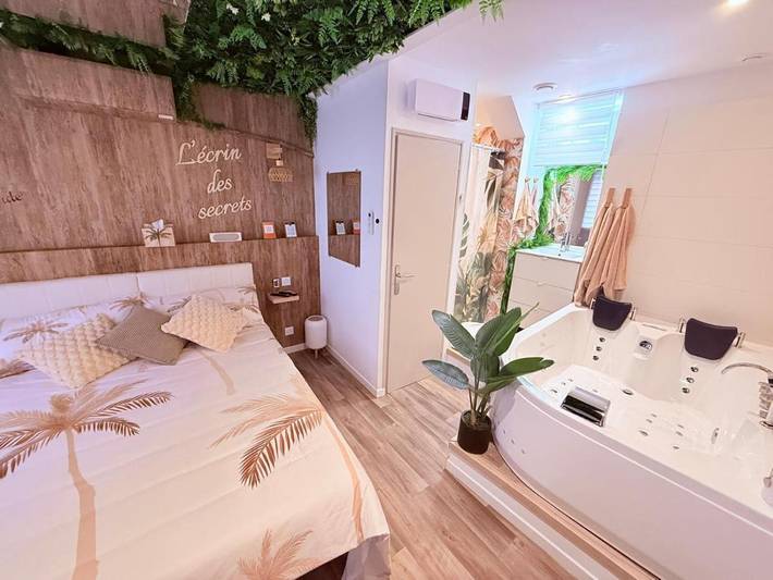 Gîte pour 2 personnes, avec jacuzzi à Florensac