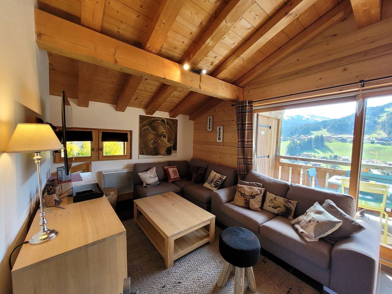 Cozy family chalet, near shuttle, garage, Wifi in Les Gets, Les Portes du Soleil