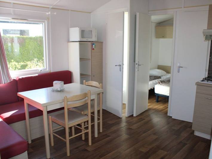 Camping pour 6 personnes, avec terrasse et piscine, animaux acceptés à Notre-Dame-de-Monts - 4