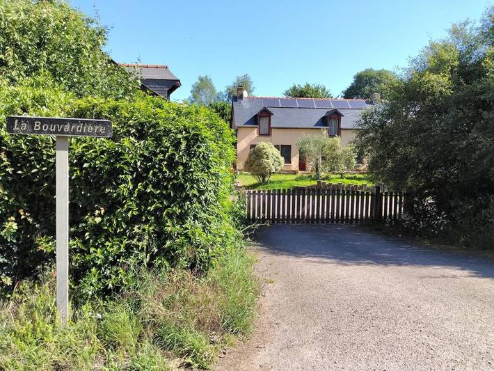 Location de vacances pour 5 personnes, avec jardin ainsi que vue et terrasse à Le Rheu - 3
