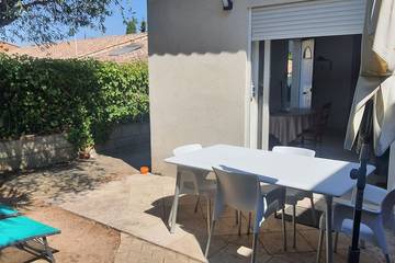 Maison de vacances pour 2 personnes, avec jardin et terrasse dans le Var