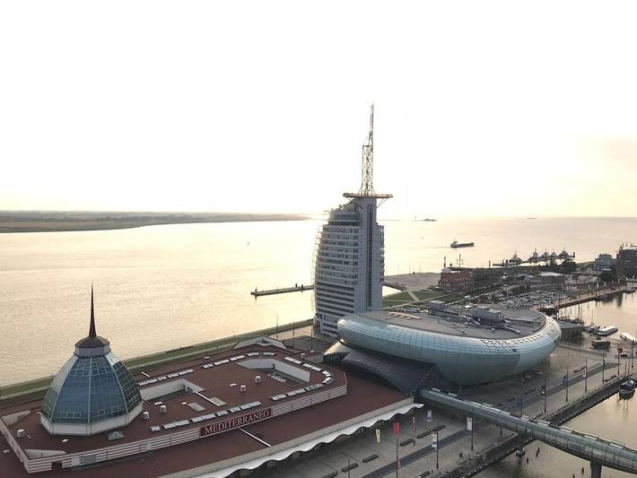 Ferienhaus für 6 Personen, mit Balkon und Pool sowie Sauna in Bremerhaven