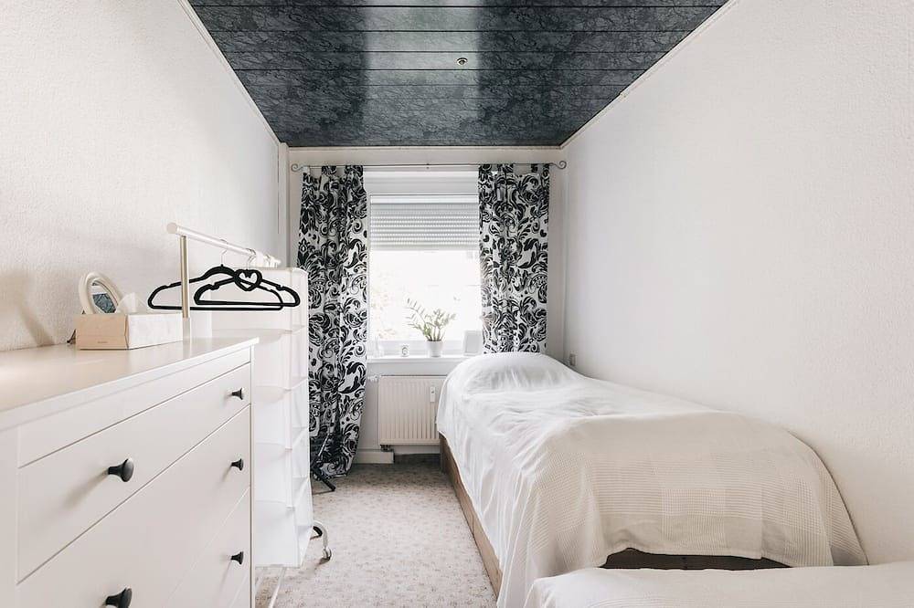 Ganze Wohnung, Fewo in ruhiger Lage direkt am Wanderweg zum Lilienstein in Porschdorf, Bad Schandau