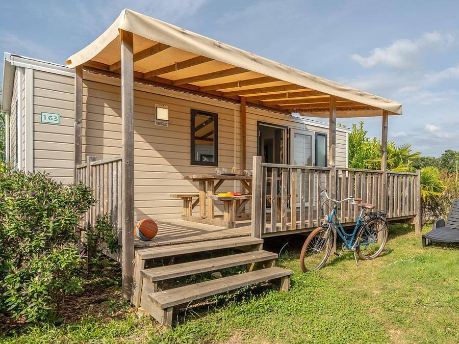 Camping Le Paradis - Mobile home 4 persons - Cottage Privilège 2 bedrooms 4/6 pers in Talmont-Saint-Hilaire, Vendée