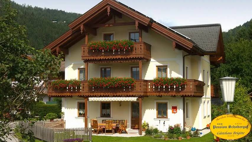Ferienwohnung für 4 Personen, mit Balkon und Garten sowie Sauna in Radstadt