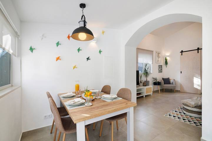 Holiday Home 'Casa A'Venda' with Mountain View, Wi-Fi and Air Conditioning in Moncarapacho e Fuseta, Parque Natural da Ria Formosa