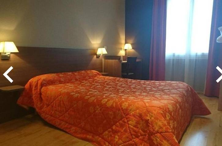 Hôtel pour 2 personnes, avec terrasse à La Coucourde - 3