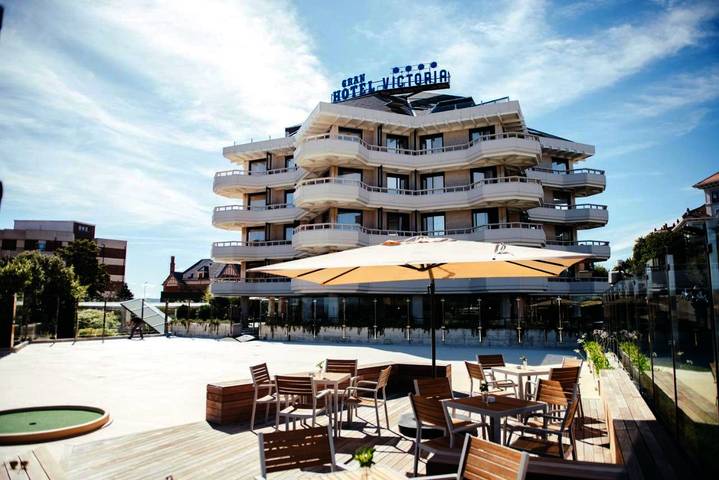 Holiday rental for 10 people, with Hot tub and Terrace as well as Garden in Santander