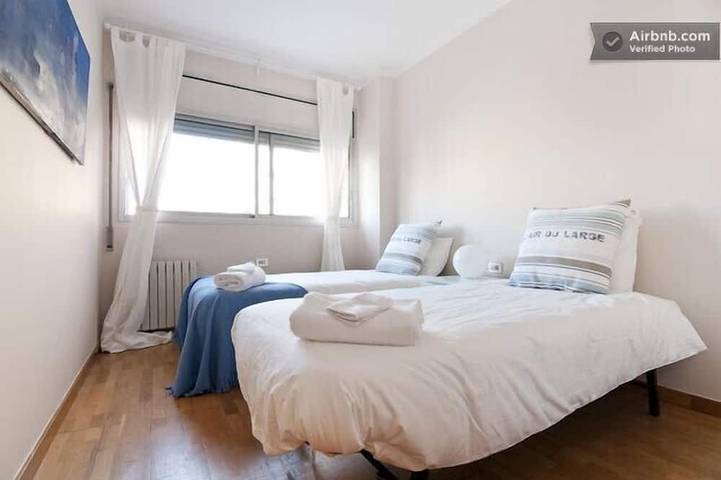 Ganze Wohnung, Erste Linie Strand. 6 Pax in Barcelona Zentrum, Barcelona