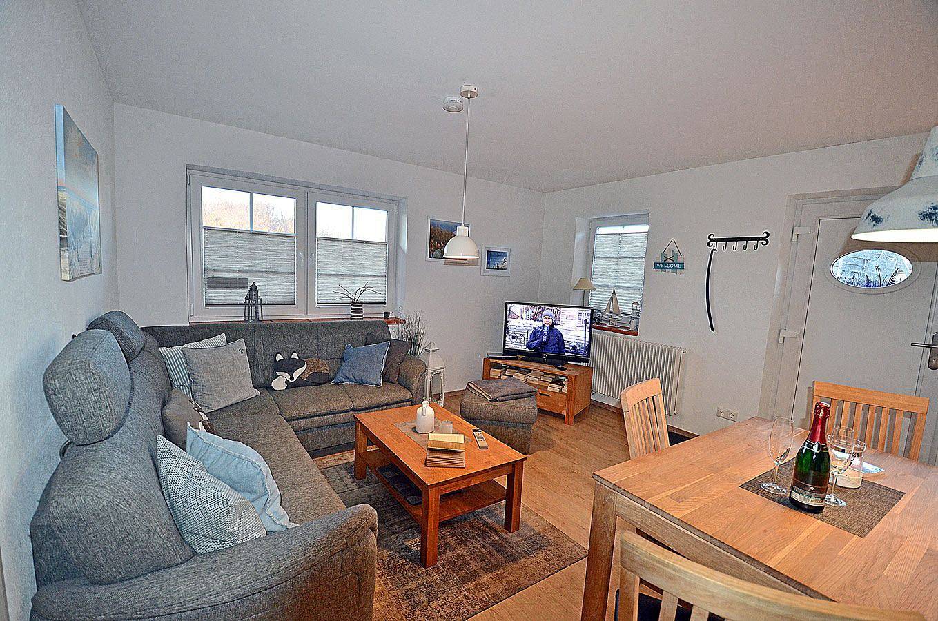 Appartement entier, 900m zum Strand, 2 Schlafzimmer bis 4 Personen, Wlan, Haustiere nach Absprache in Breege, Région de Rügen
