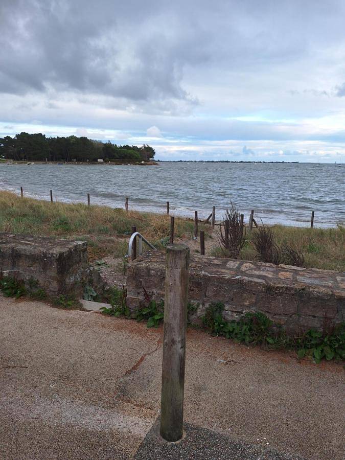 Gîte pour 4 personnes, avec terrasse ainsi que vue et jardin dans Plage de Banastère - 4