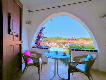 Gîte pour 5 personnes, avec piscine et terrasse dans Cala Bitta