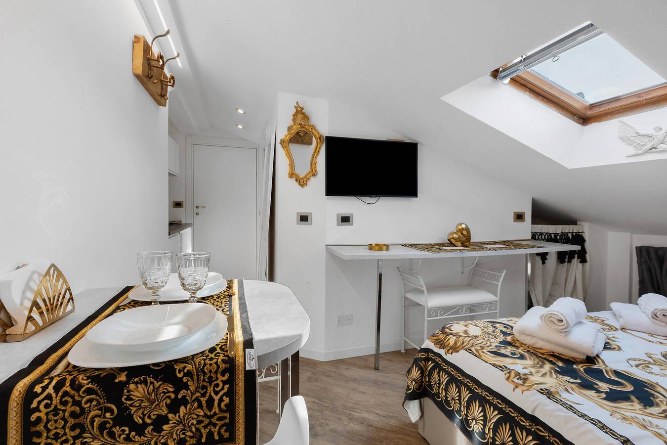 Ganzes Studio, Studio 'Amasia 2' mit Wlan und Klimaanlage in Centro Storico, Verona
