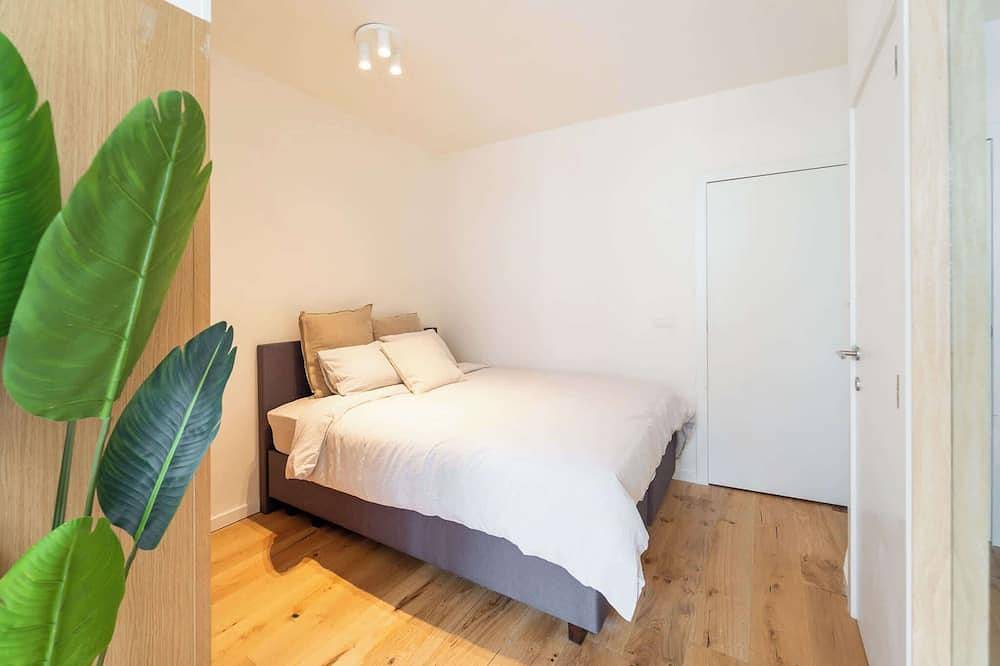 Entire apartment, Modern Studio Near Grote Markt - Sleeps 4 in Antwerp, Antwerp region