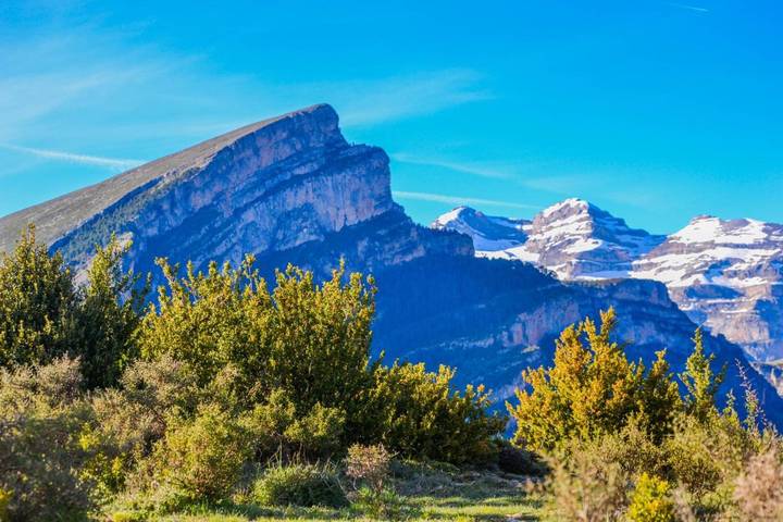 Casa rural para 2 personas, con vistas además de terraza y jardín, Se admiten mascotas en Pirineo Aragonés - 4