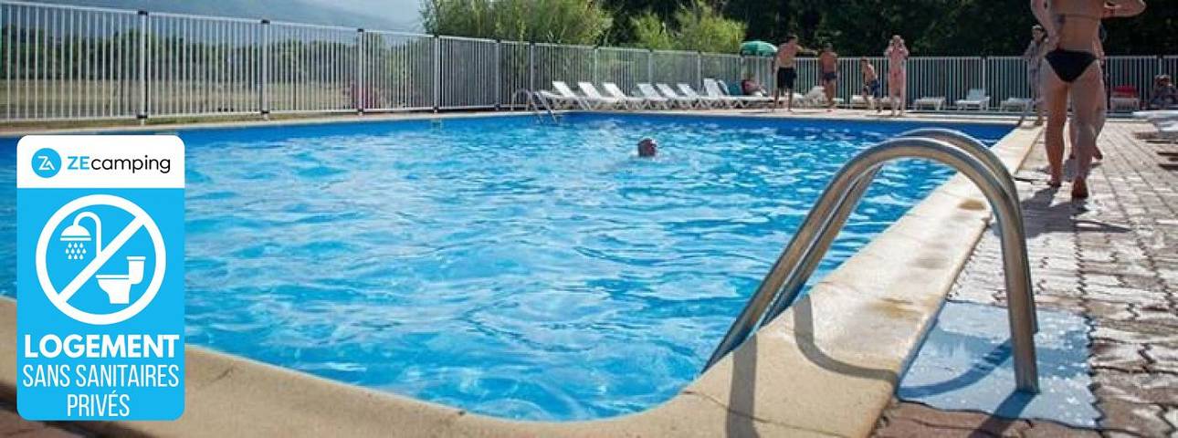 Gîte pour 5 personnes, avec bassin pour enfant