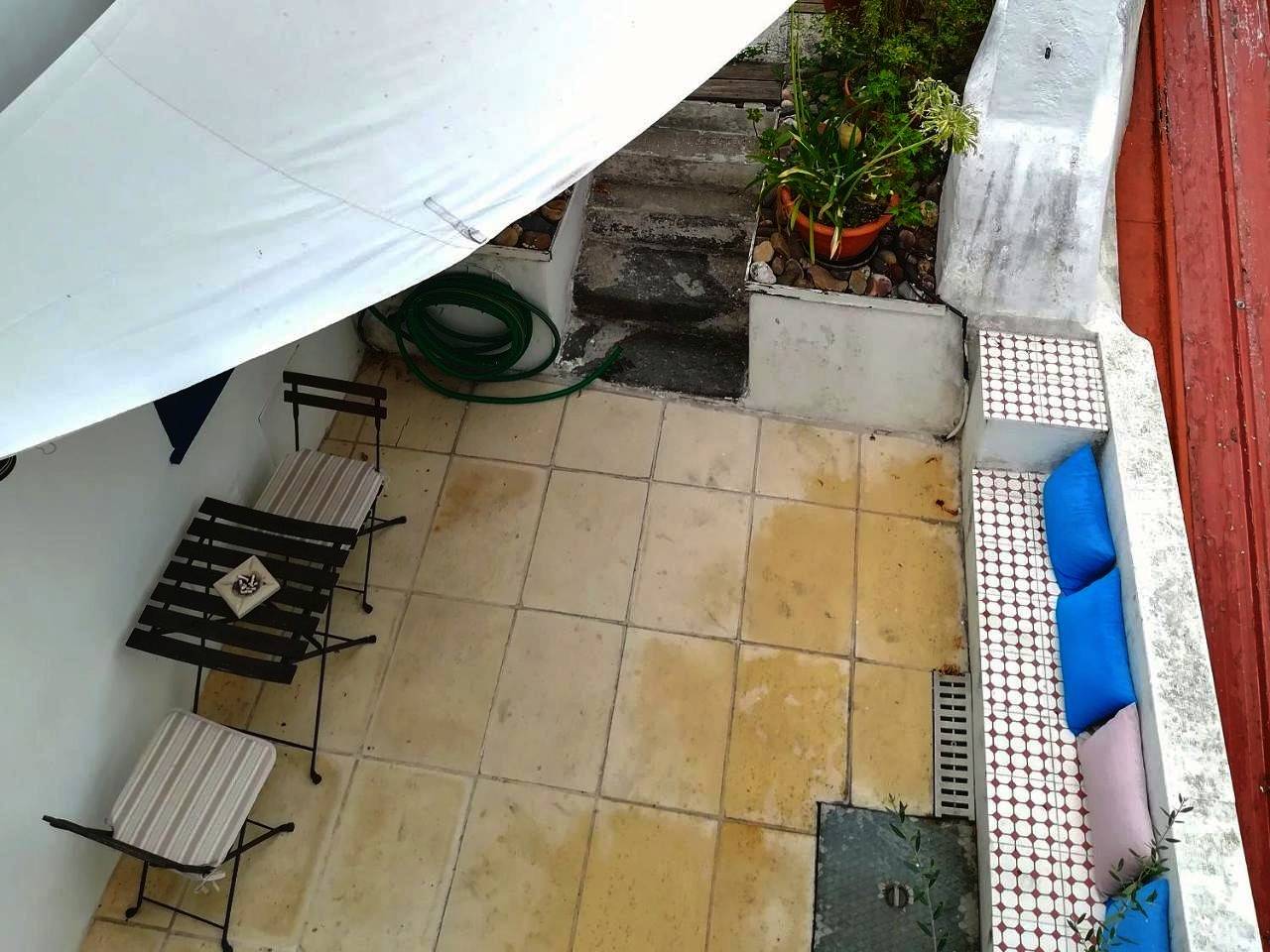 Apartamento de férias inteiro, Double Room with Private Bathroom in Abrantes e Alferrarede, Rio Tejo