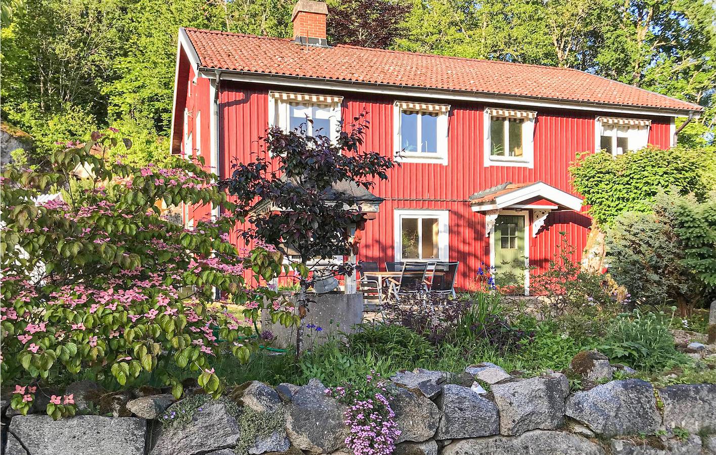 Hus för 6 Personer med terass in Langasjön