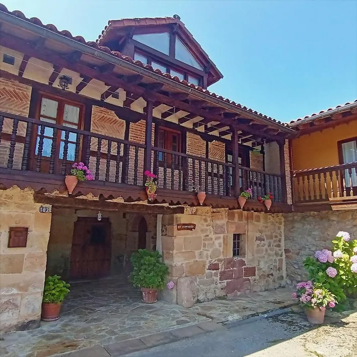 Casa rural para 18 personas, con vistas y jardín, Familias con niños - 1
