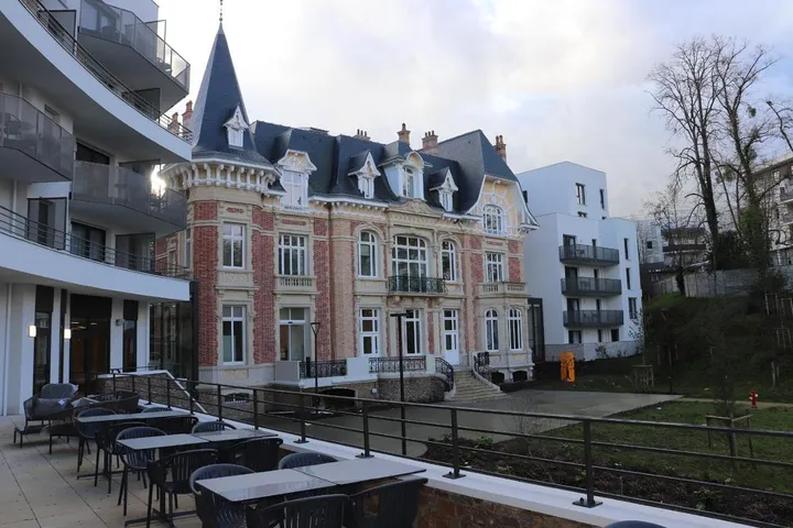 Appart’hôtel pour 2 personnes, avec jardin ainsi que sauna et piscine - 1