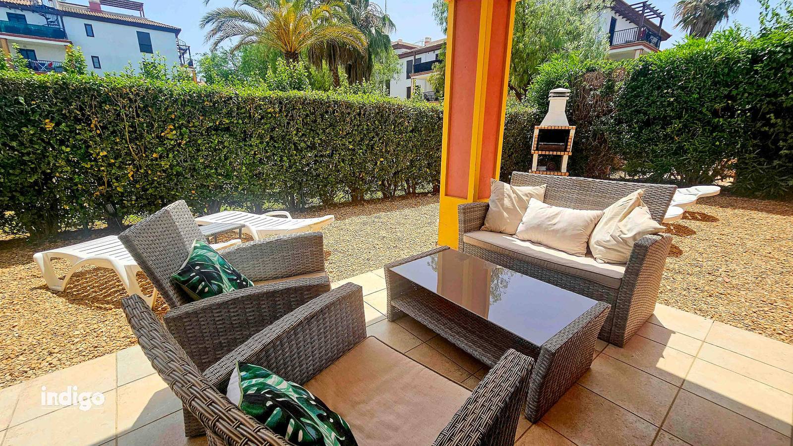 Apartamento entero, Apartamento de vacaciones para 6 personas con terraza in Urbanizacion Costa Esuri, Ayamonte