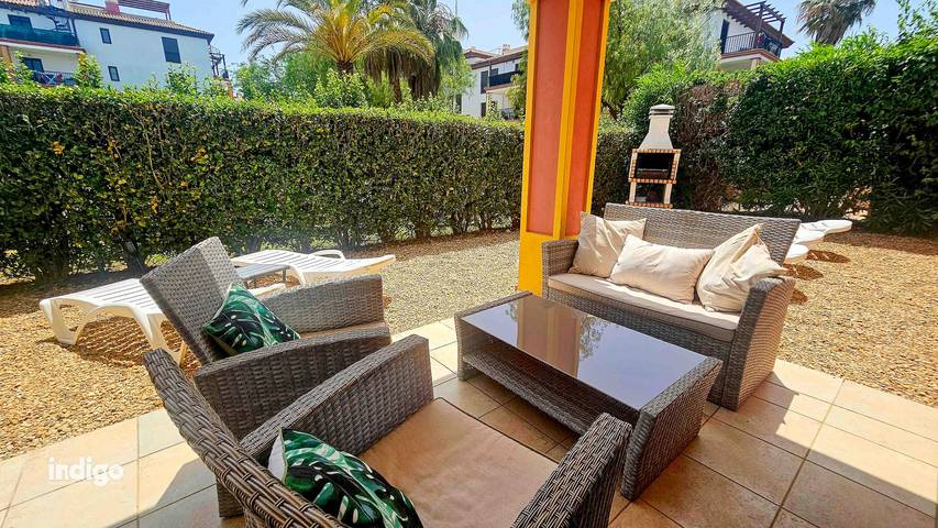 Apartamento de vacaciones para 6 personas, con jardín además de terraza y piscina para niños - 1