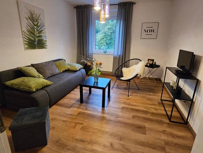 Ferienwohnung für 4 Personen, mit Terrasse und Garten sowie Ausblick in Püttlingen