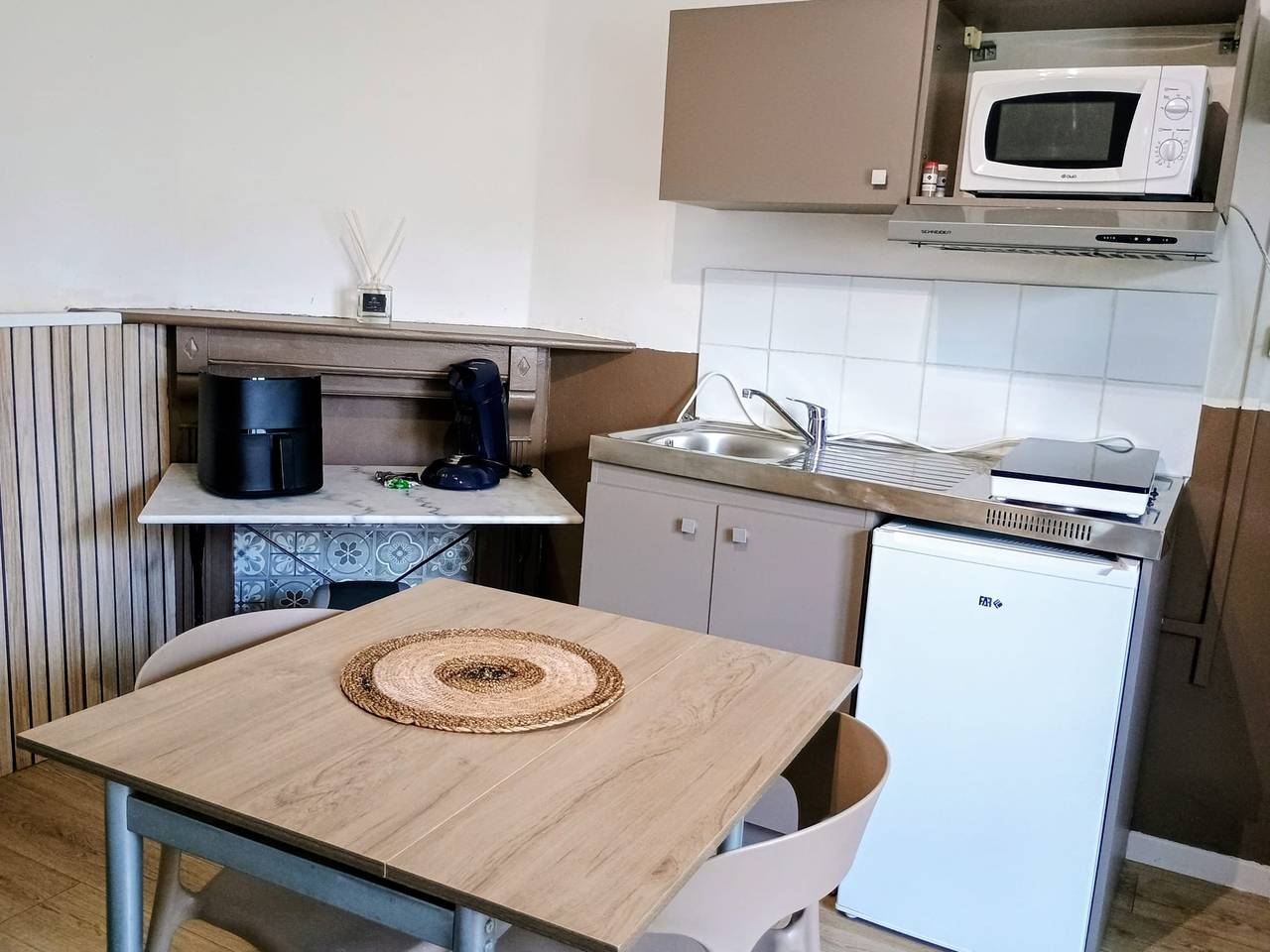 Ganze Ferienwohnung, Le Meublé Nomade 9, Bollaert, Fac, 2pers, parking in Lens, Lens und Umgebung