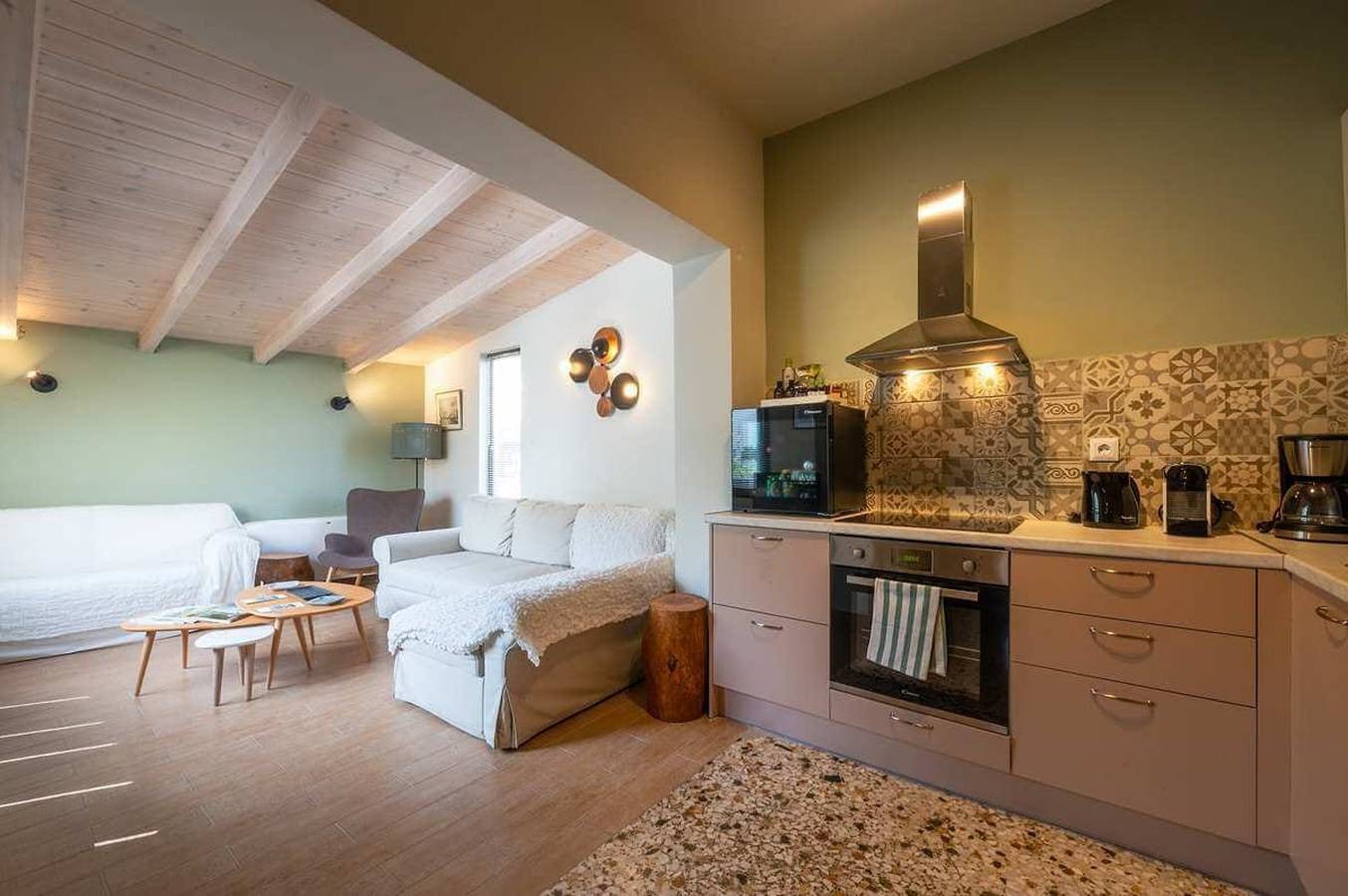 Villa Home Kalamata | 3 Bedrooms | Central Location | Garden Views in Kalamata, Messenia