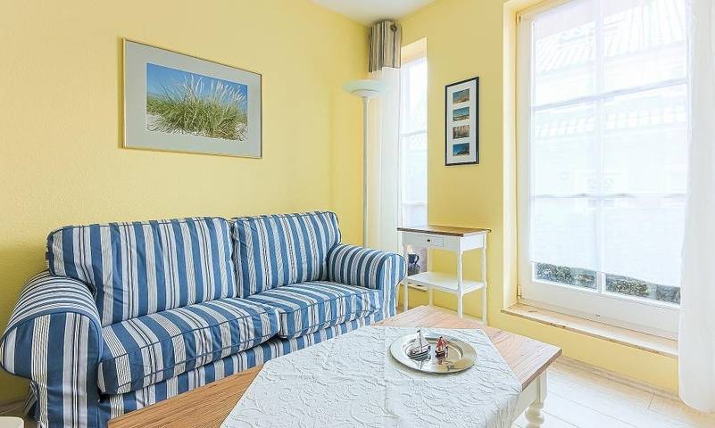 Ferienwohnung für 2 Personen, mit Terrasse in Ahrenshoop - 4