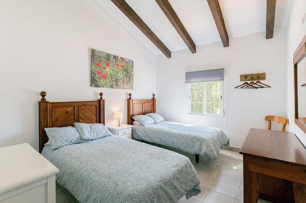 Nice home in La Puebla de los Infan in La Puebla de los Infantes, Sevilla Province