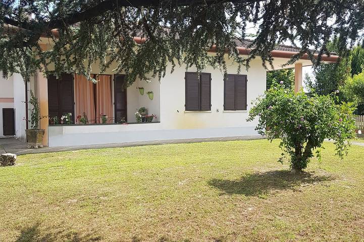 Gîte pour 4 personnes, avec balcon et jardin, animaux acceptés