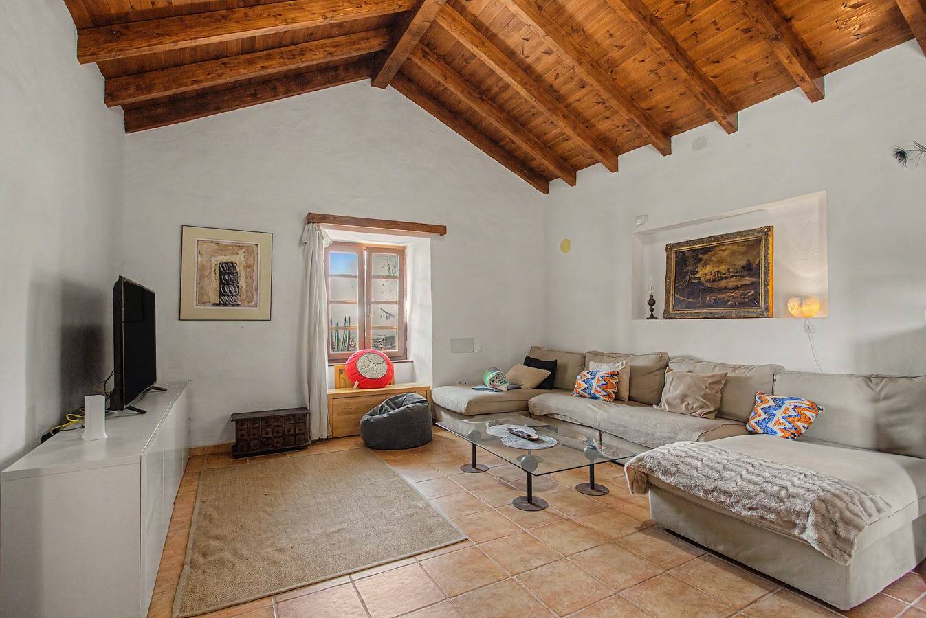 Appartamento intero, Appartamento Vacanze 'Emblematica Miranda - 1' con Vista Montagna, Balcone e Wi-Fi in Tetir, Puerto del Rosario
