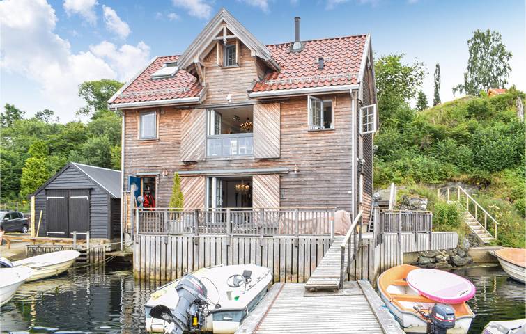 Ferienhaus für 11 Personen, mit Terrasse und Whirlpool sowie Garten, kinderfreundlich - 1