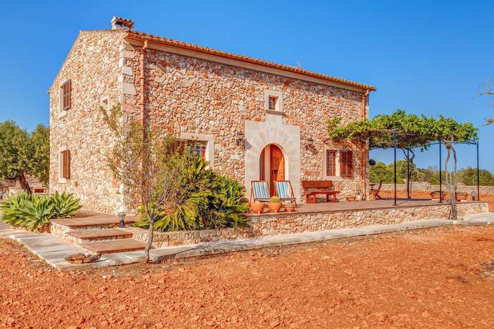 Location de vacances pour 4 personnes, avec jardin dans Santanyí