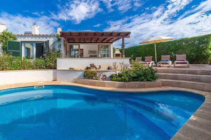 Villa pour 4 personnes, avec piscine et balcon à Binibeca