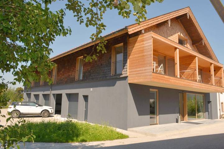 Apartmenthotel für 5 Personen, mit Balkon und Terrasse sowie Garten und Ausblick