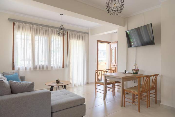 Ferienwohnung für 5 Personen, mit Balkon und Terrasse sowie Garten und Ausblick