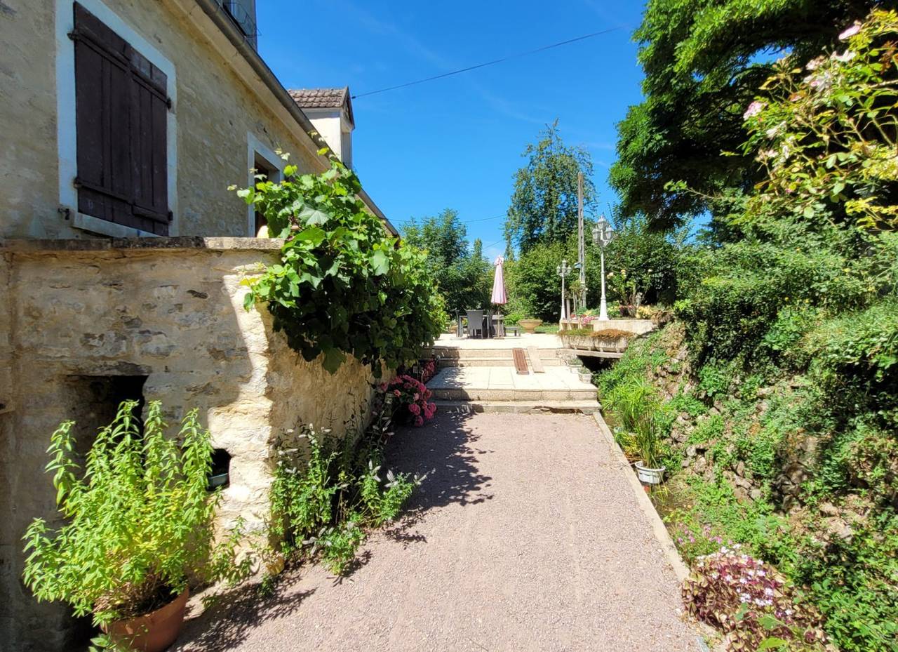 Le Moulin de Meslon - Chambre Campagne in Coust, Saint-Amand-Montrond